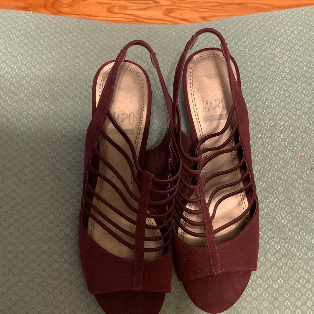 IMPO  HEELS